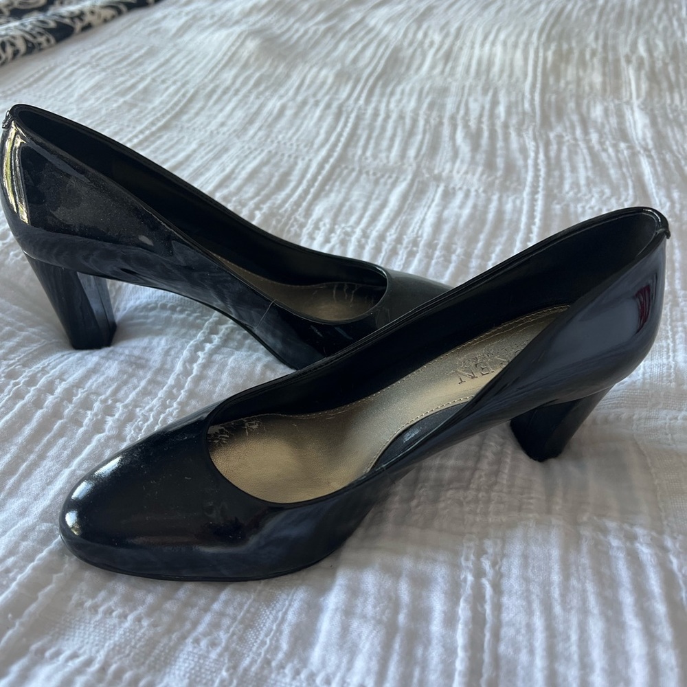 Ralph Lauren Black Patent Mid-Heel Pumps